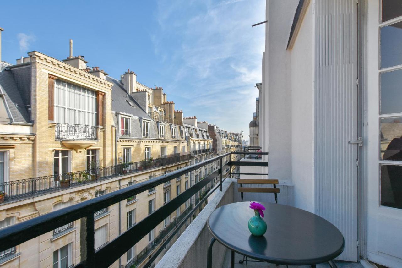 Design Apartment With Terrace By Weekome París Exterior foto